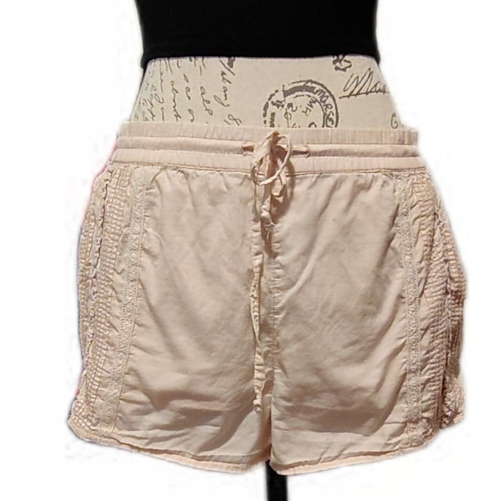 Aerie Womens Camp Shorts Light Pink Cotton Shorts Large Crochet Trim Coastal